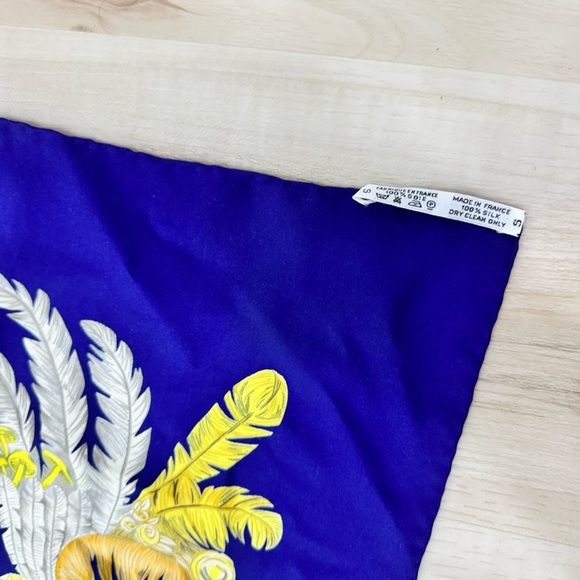 Hermes Silk Carre Scarf ‘Chapeau’ by Annie Favre scarf Wrap Classic blue - Picture 11 of 11